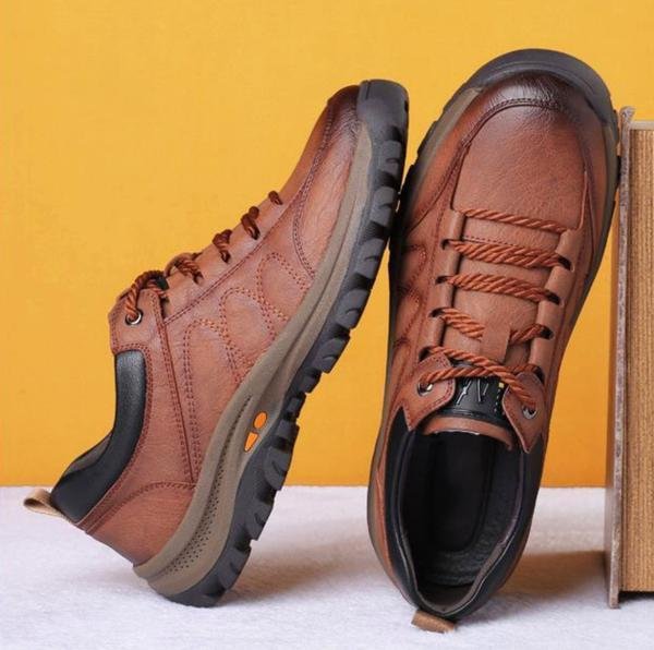 Men's Low Top Casual Shoes – Lace Up Round Toe Chunky Outsole Everyday
