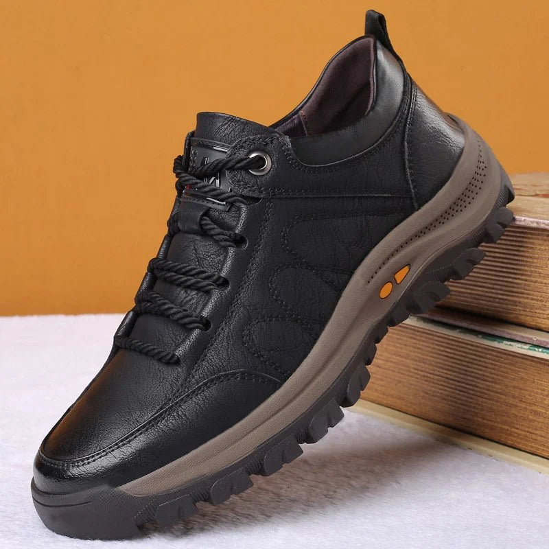 Men's Low Top Casual Shoes – Lace Up Round Toe Chunky Outsole Everyday