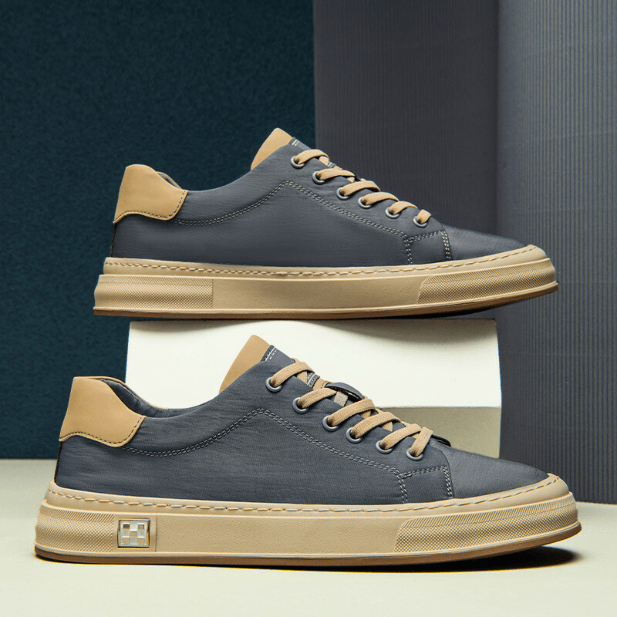 Men's Low Top Lace Up Contrast Sole Sneaker – Casual Skate Everyday