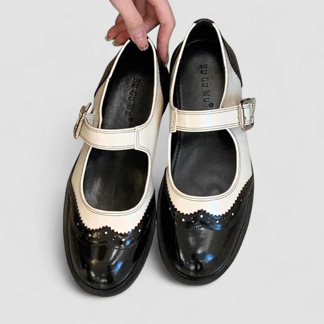 Women's Contrast Two-Tone Mary Jane Shoes – Closed Toe Buckle Strap Brogue Flat