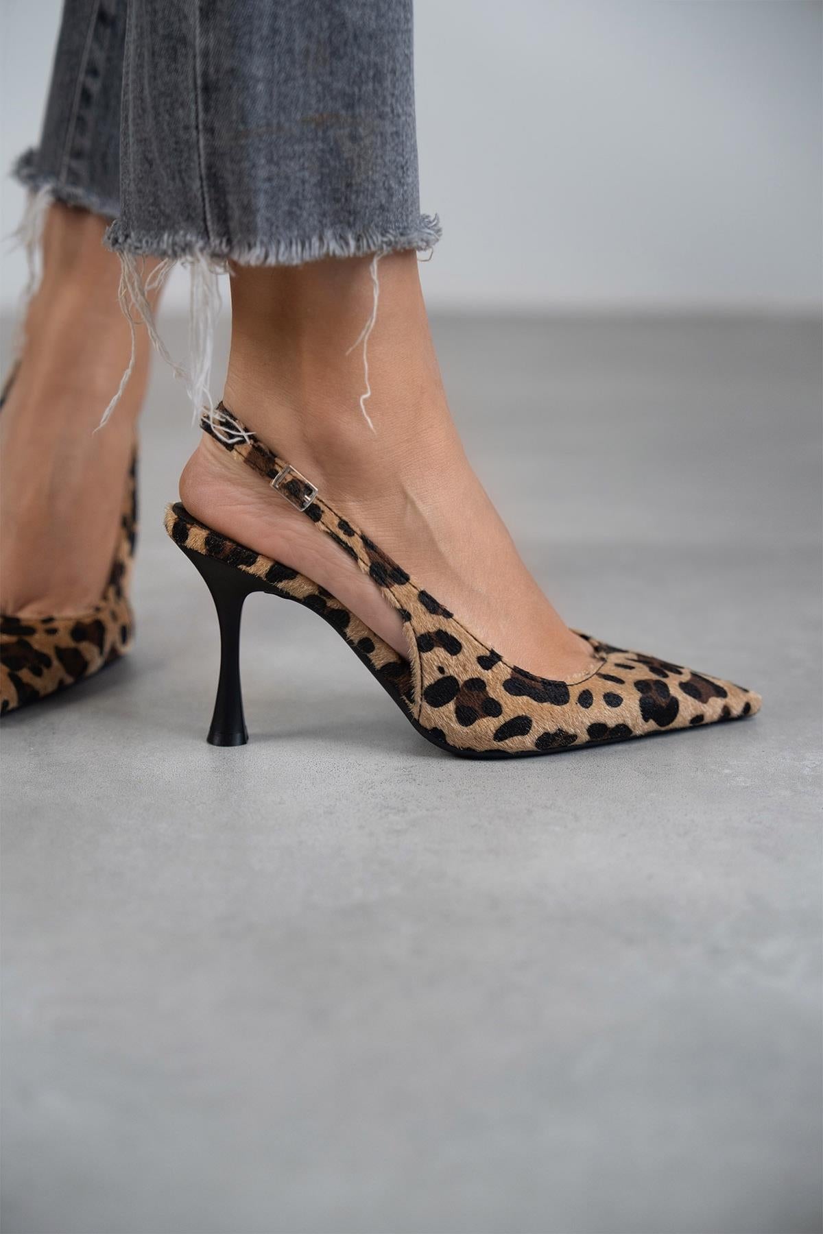 Women's Leopard Print Slingback Pumps – Pointed Toe Stiletto Heel Party