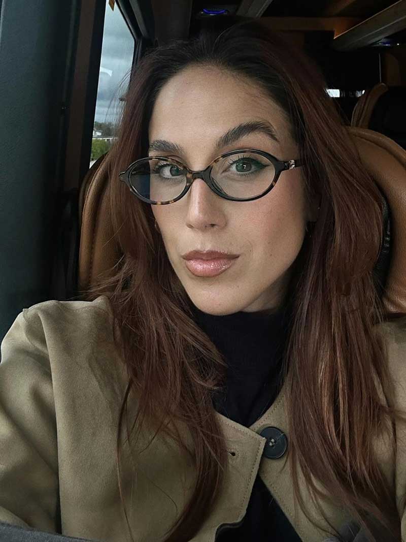 Women's Oval Frame Glasses – Full Rim Embossed Hinge Detail Casual