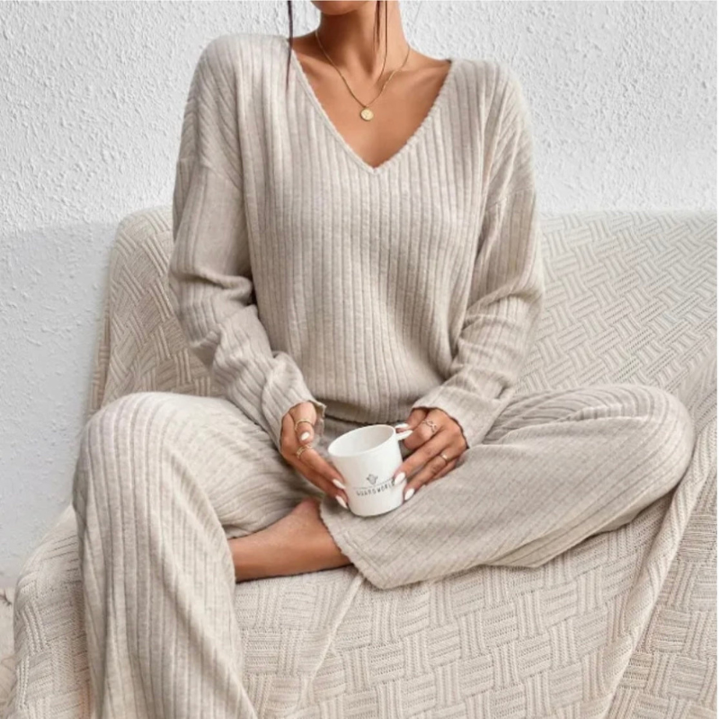 Women's Ribbed Knit Two Piece Lounge Set – V Neck Long Sleeve Loungewear