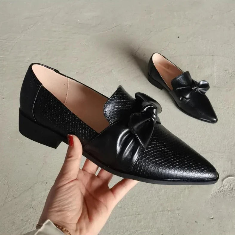 Women's Snakeskin Embossed Loafer – Pointed Toe Bow Slip On Flat Casual