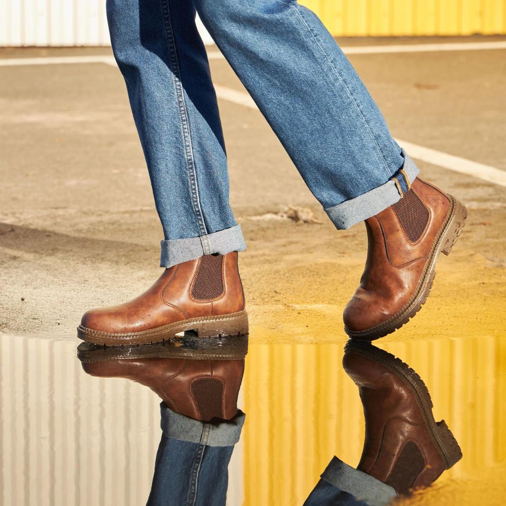 Men's Chelsea Slip On Work Boots – Elastic Side Panel Lug Sole Outdoor