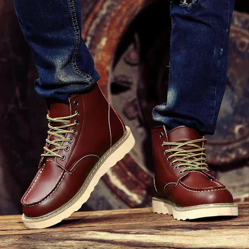 Men's Lace-Up Moc Toe Ankle Boots – Contrast Sole Casual Work Boot