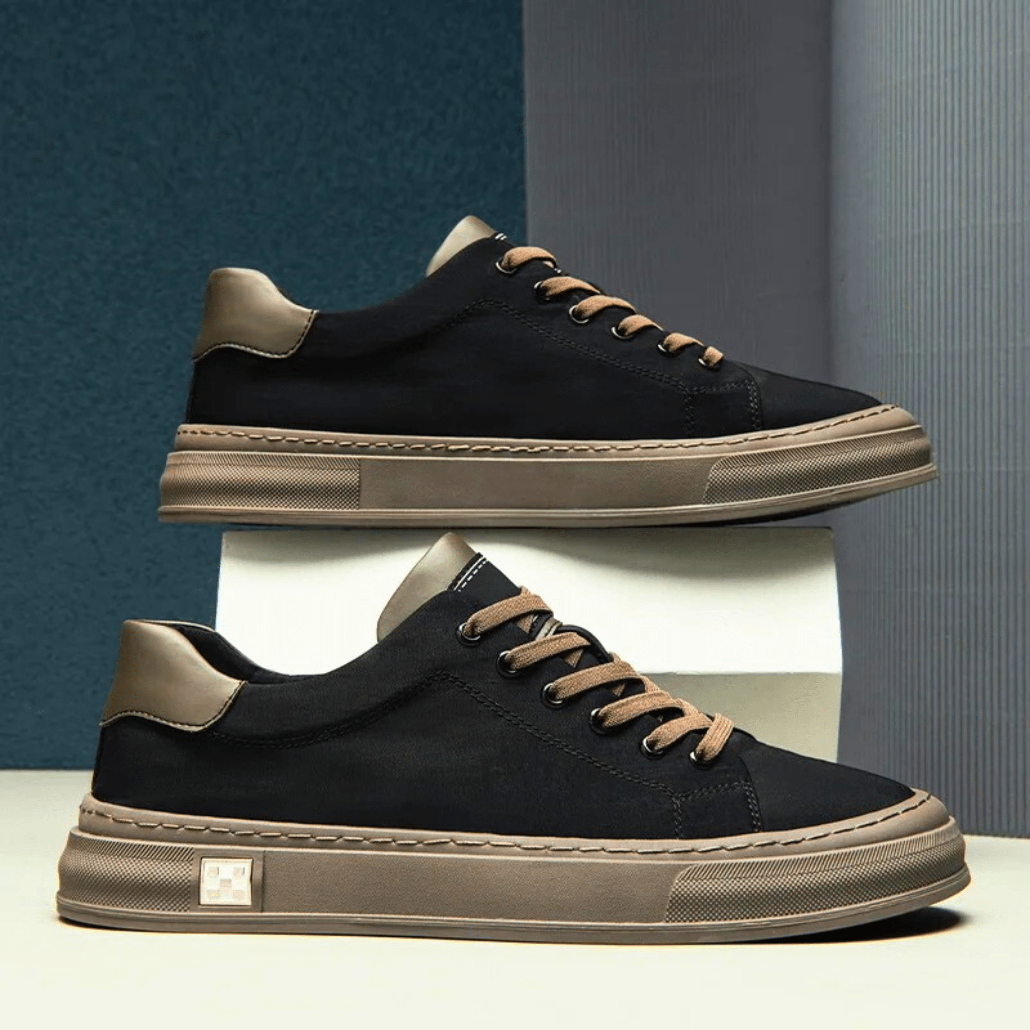 Men's Low Top Lace Up Contrast Sole Sneaker – Casual Skate Everyday