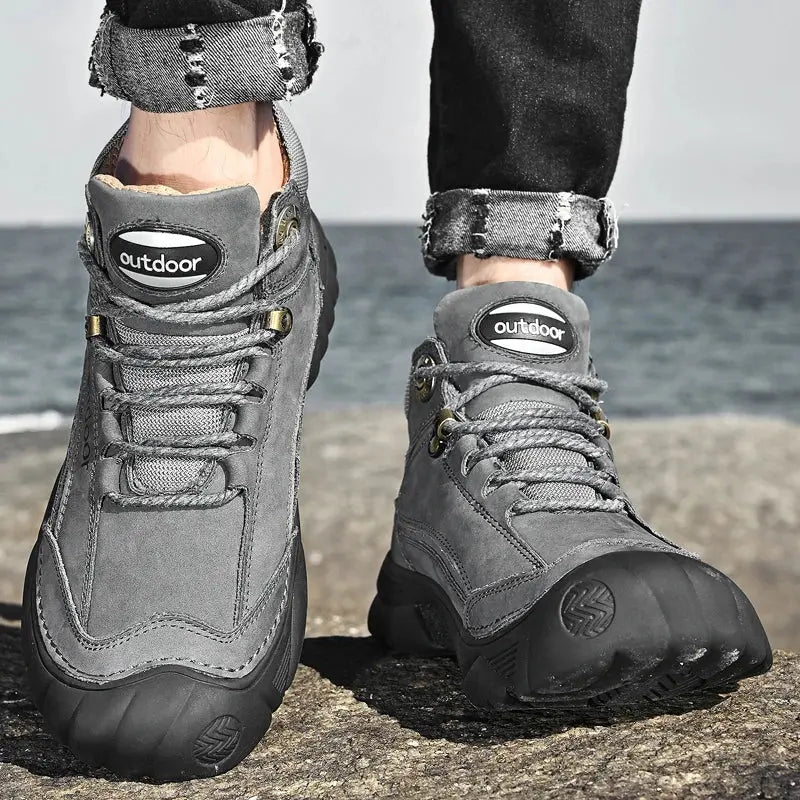 Men's Mid Top Lace Up Hiking Shoes – Chunky Lugged Outsole Outdoor Trail