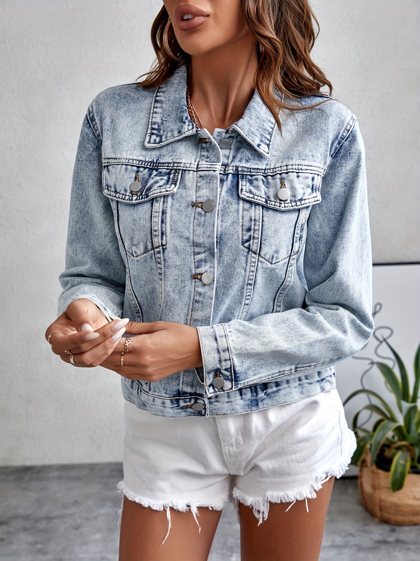 Women's Acid Wash Denim Jacket – Button Front Point Collar Cropped Casual