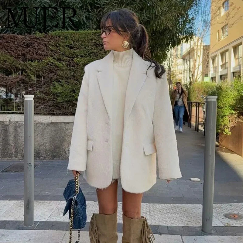 Women's Blazer Jacket – Notched Lapel Two Button Flap Pocket Smart Casual