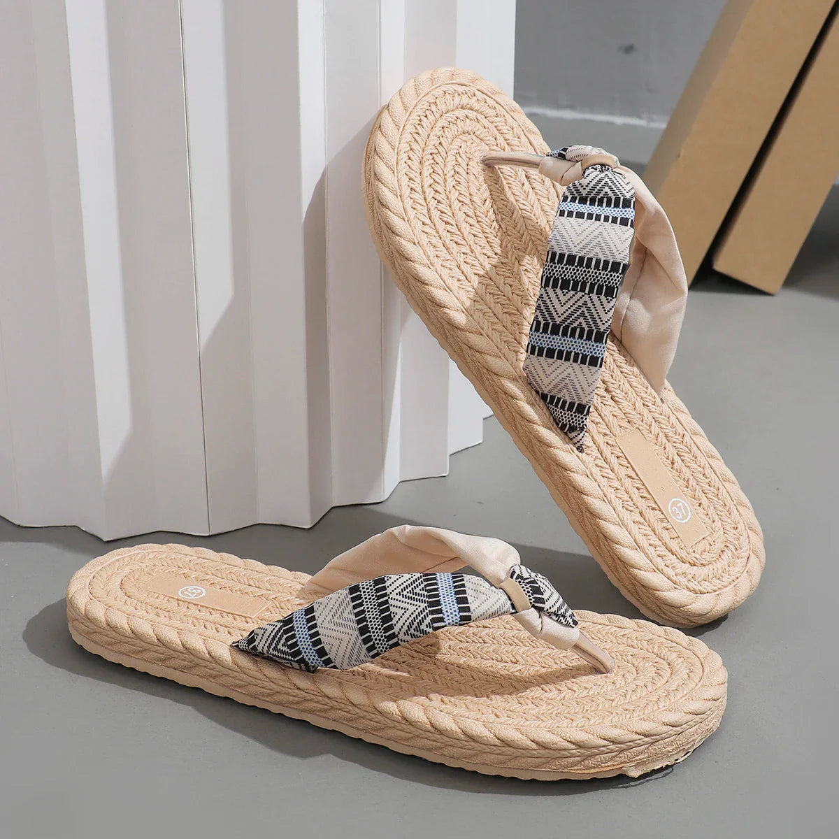 Women's Boho Geometric Knot Strap Flip Flops – Open Toe Rope Edge Flat Summer