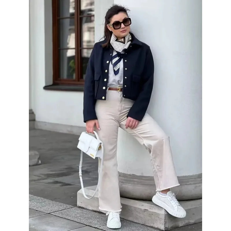 Women's Cropped Bomber Jacket – Single Breasted Spread Collar Patch Pockets