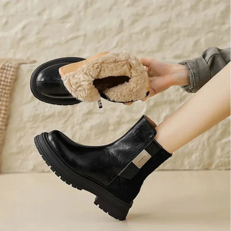 Women's Faux Fur-Lined Chelsea Ankle Boots – Platform Lug Sole Casual Winter