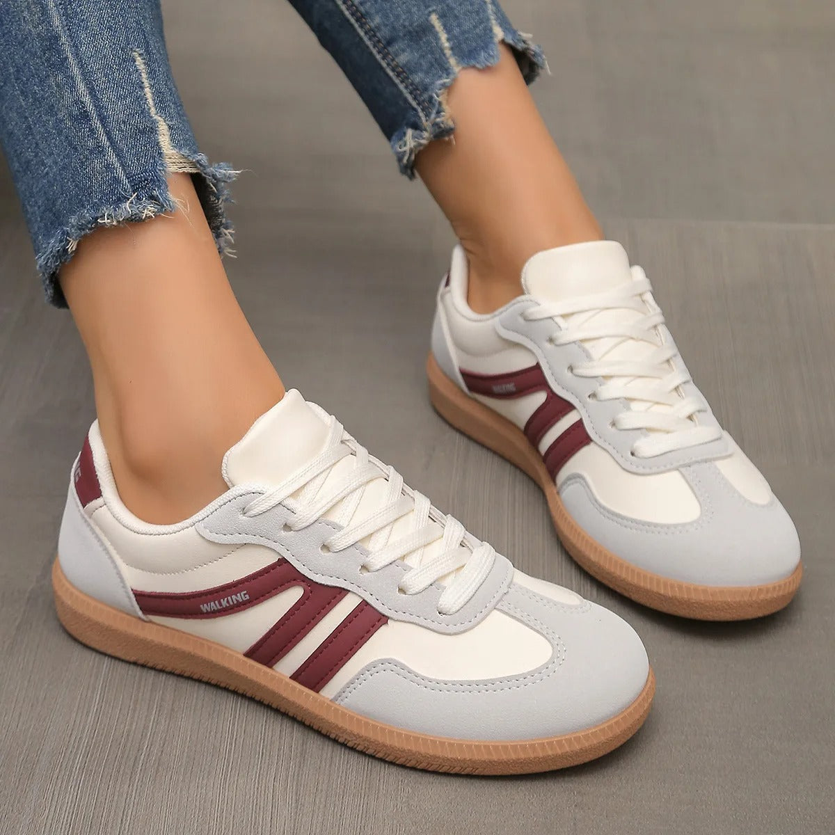 Women's Retro Colorblock Low Top Sneakers – Lace Up Round Toe Street Style